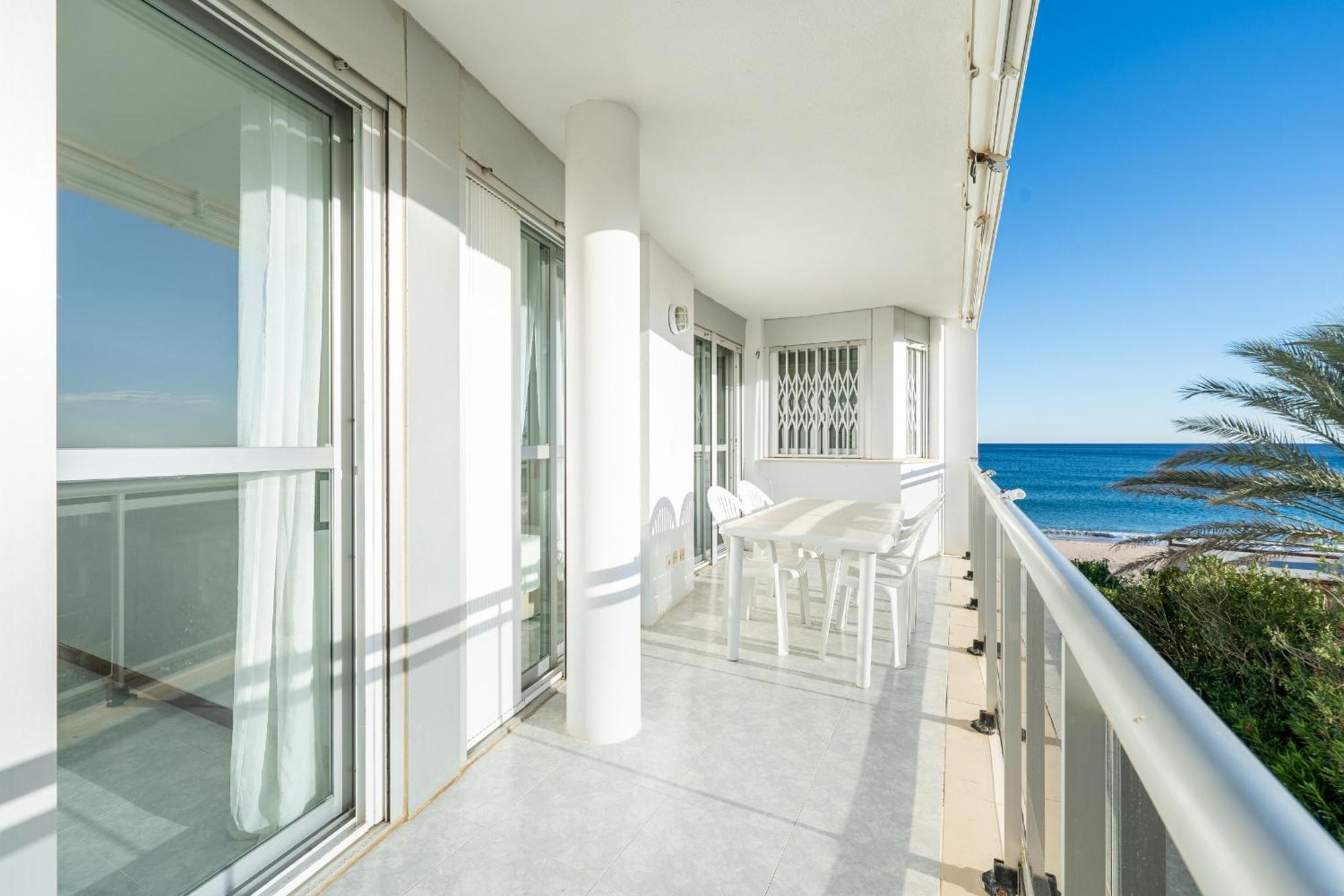 Hauzify I Apartaments Blue Riviera Miami Playa Bagian luar foto